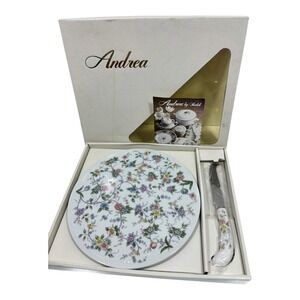 Andrea by Sadek Corona Pattern Porcelain Round Cheese Board & Knife Set‎ w/ Box